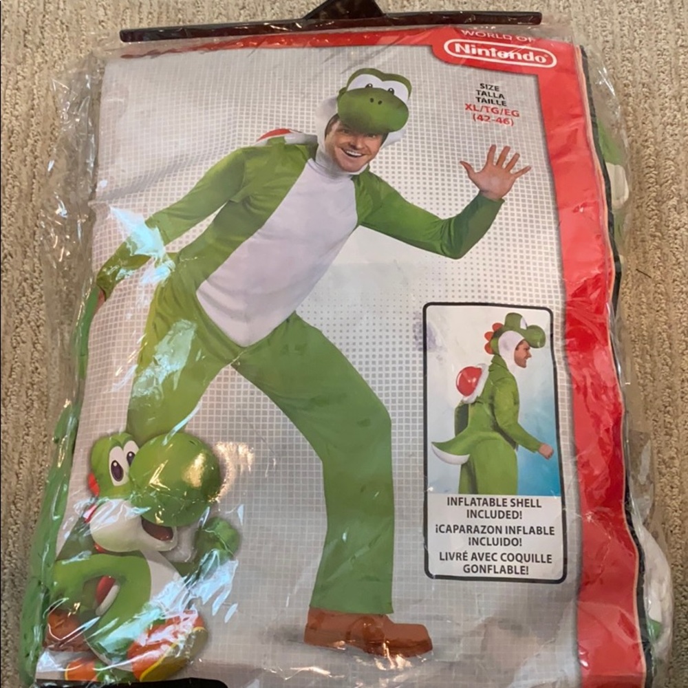 Super Mario Yoshi costume